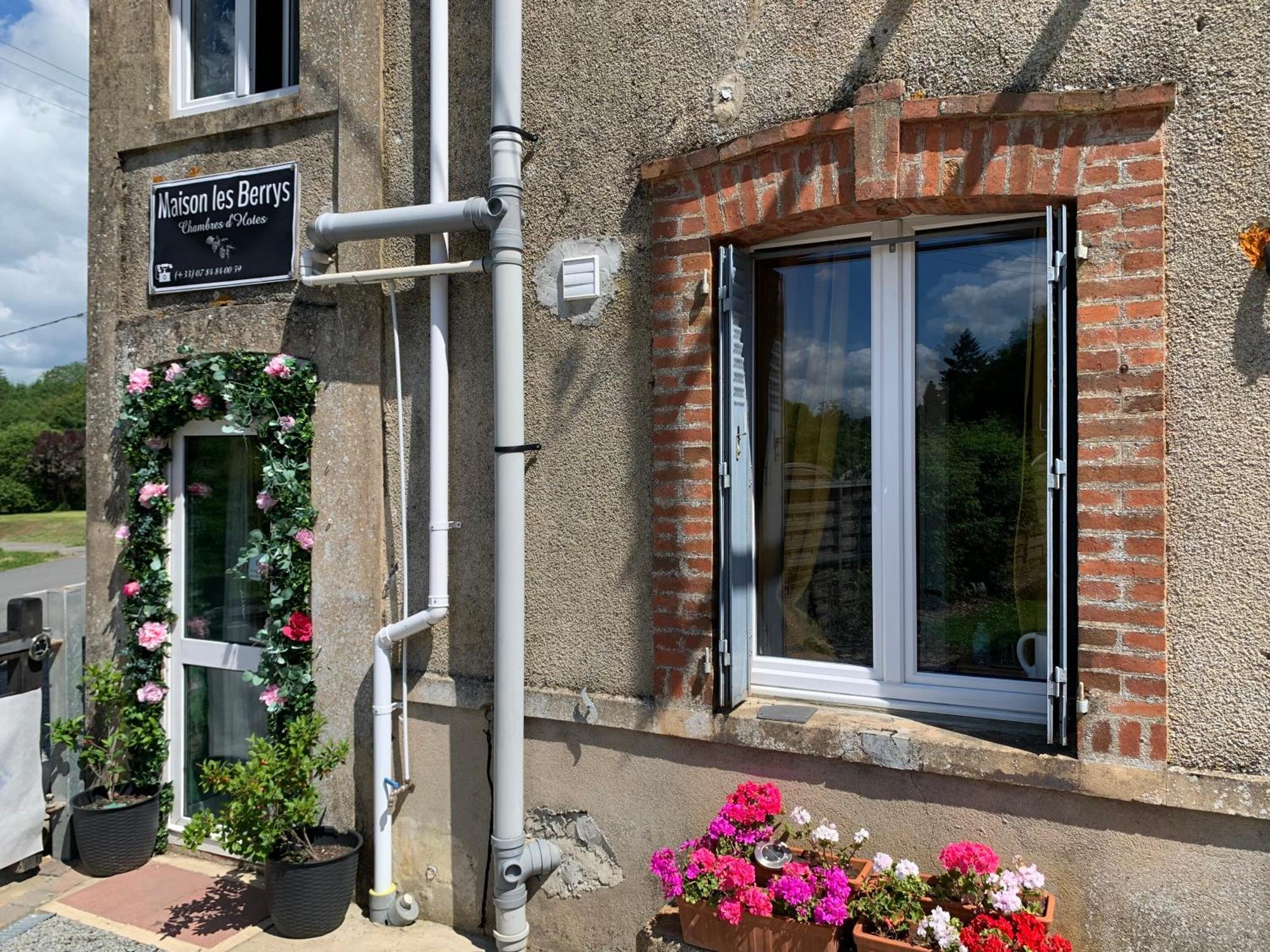 Maison Les Berrys Bourganeuf Exterior foto